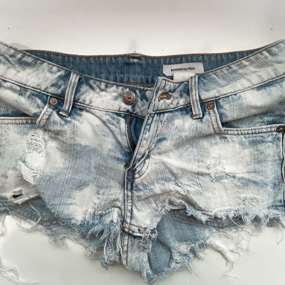 H&M Denim Shorts Size 4